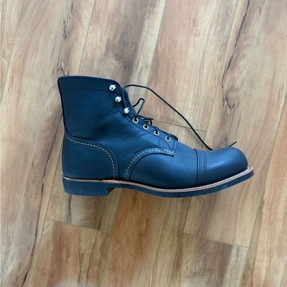Red Wing Iron Rangers. Black. Size 10.5 - Picture 2 of 5